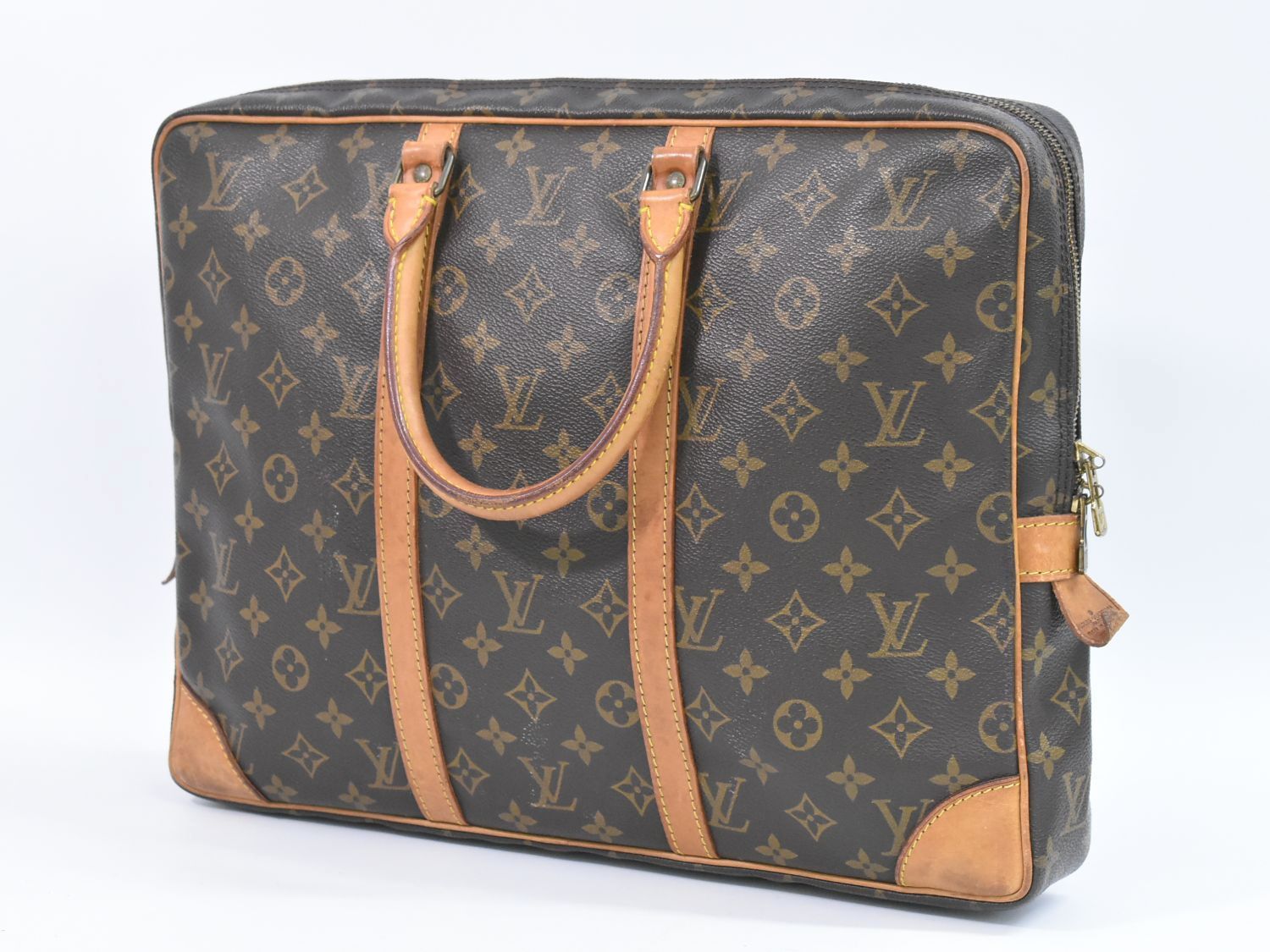 本物 ルイヴィトン LOUIS VUITTON LV ポルトドキュマン ヴォワヤージュ 