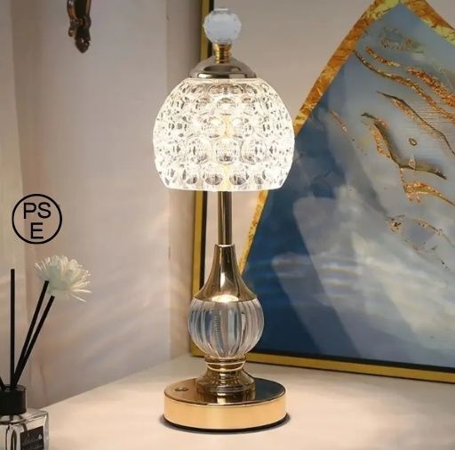 【現品限り‼️】間接照明 クリスタルテーブルランプ ベッドサイドライト デ ベッドサイドランプ テーブルランプ 北欧 クリスタルガラステーブル