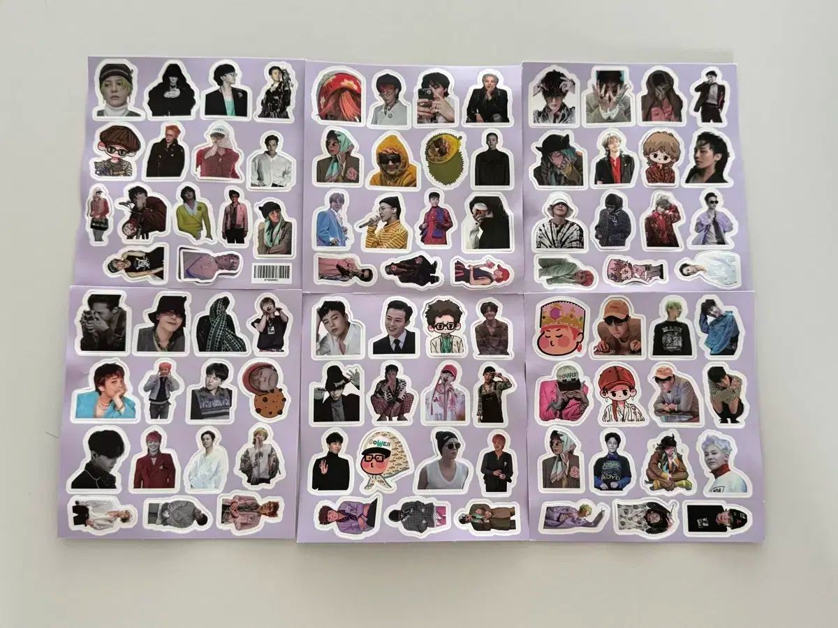 定価以下☆G-dragon ジヨン Tシャツ M ステッカー付き ジー