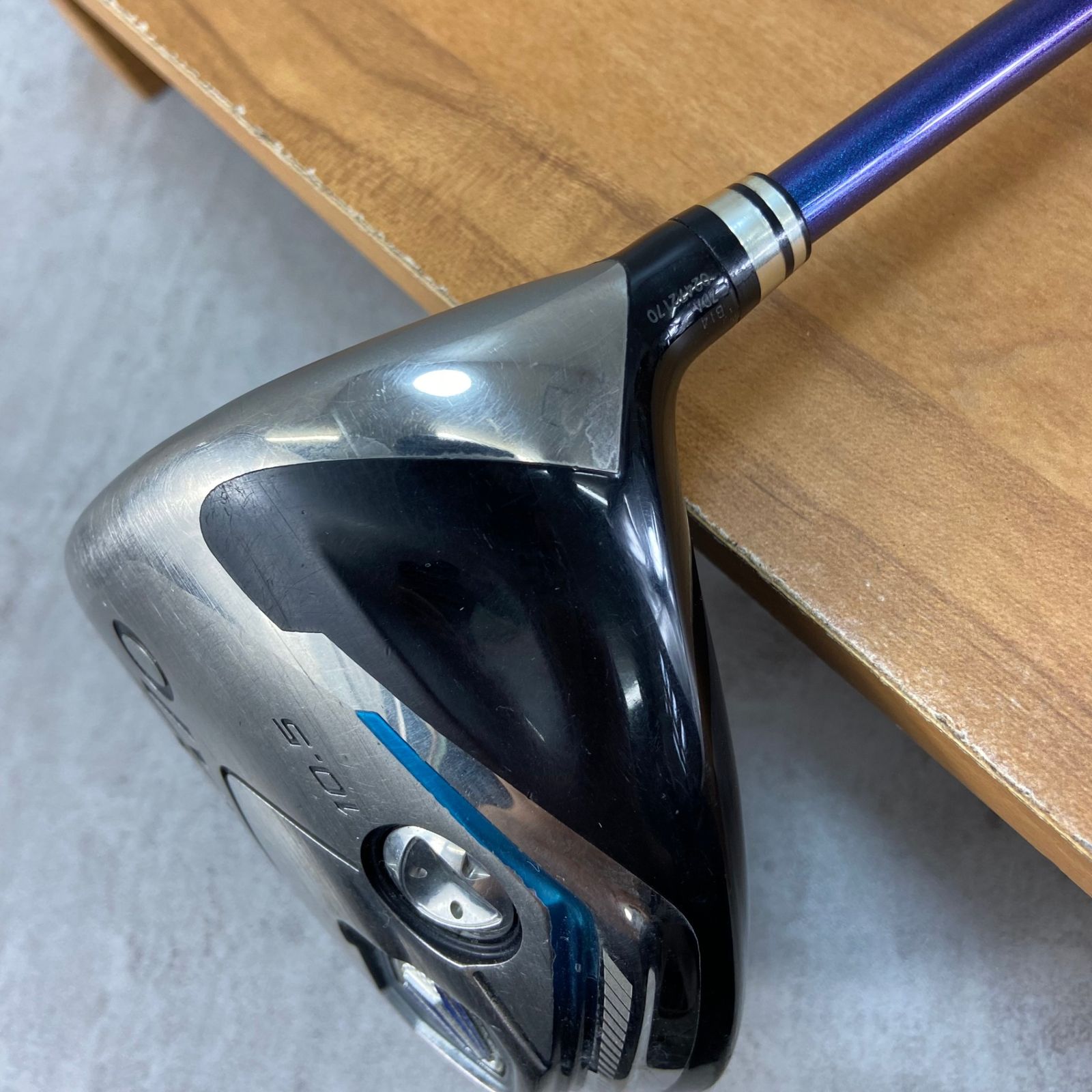 美品 ゼクシオ 8代目 ドライバー 1W カスタムQUELOT flex R 右 XXIOドライバーレギュラーモデル（8代目 ゼクシオ エイト