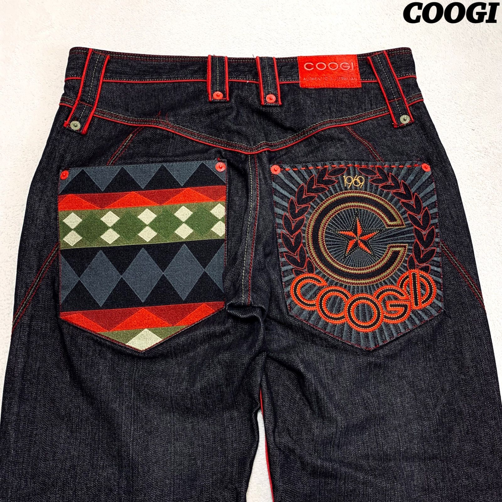 00sバランスストリートウェアロゴ刺繍ワイドブラックデニムパンツBALANCE 黒のワイドデニムパンツ 刺繍ロゴ付き 00sバランスストリート