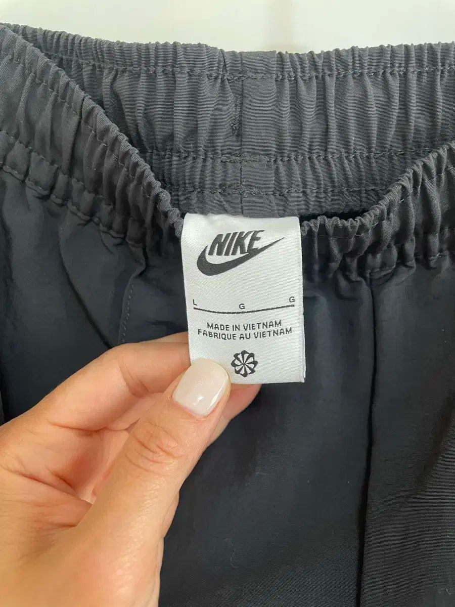 NIKE ナイキ