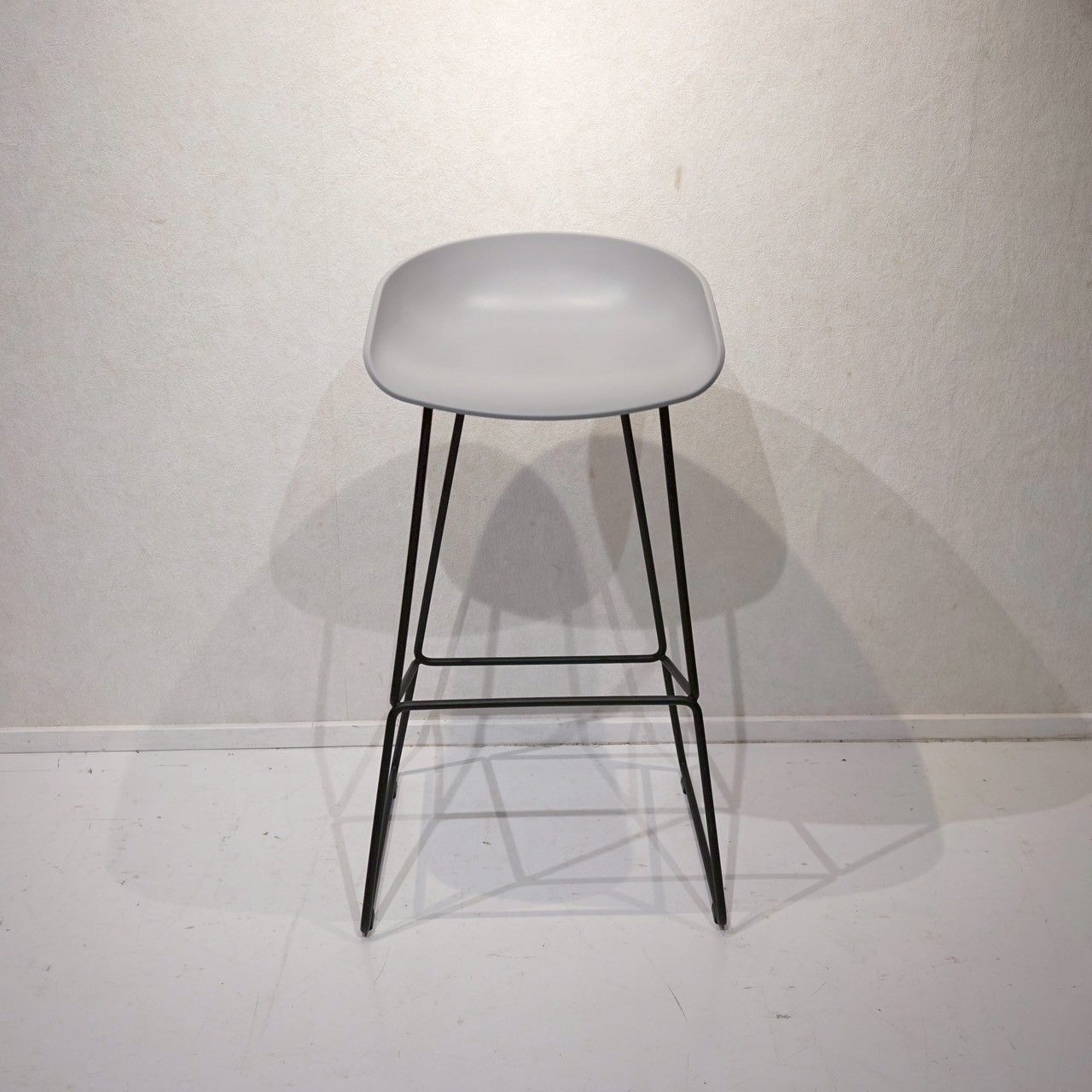 Bello select ヘイ アバウトアスツール ハイチェア グレー モダン