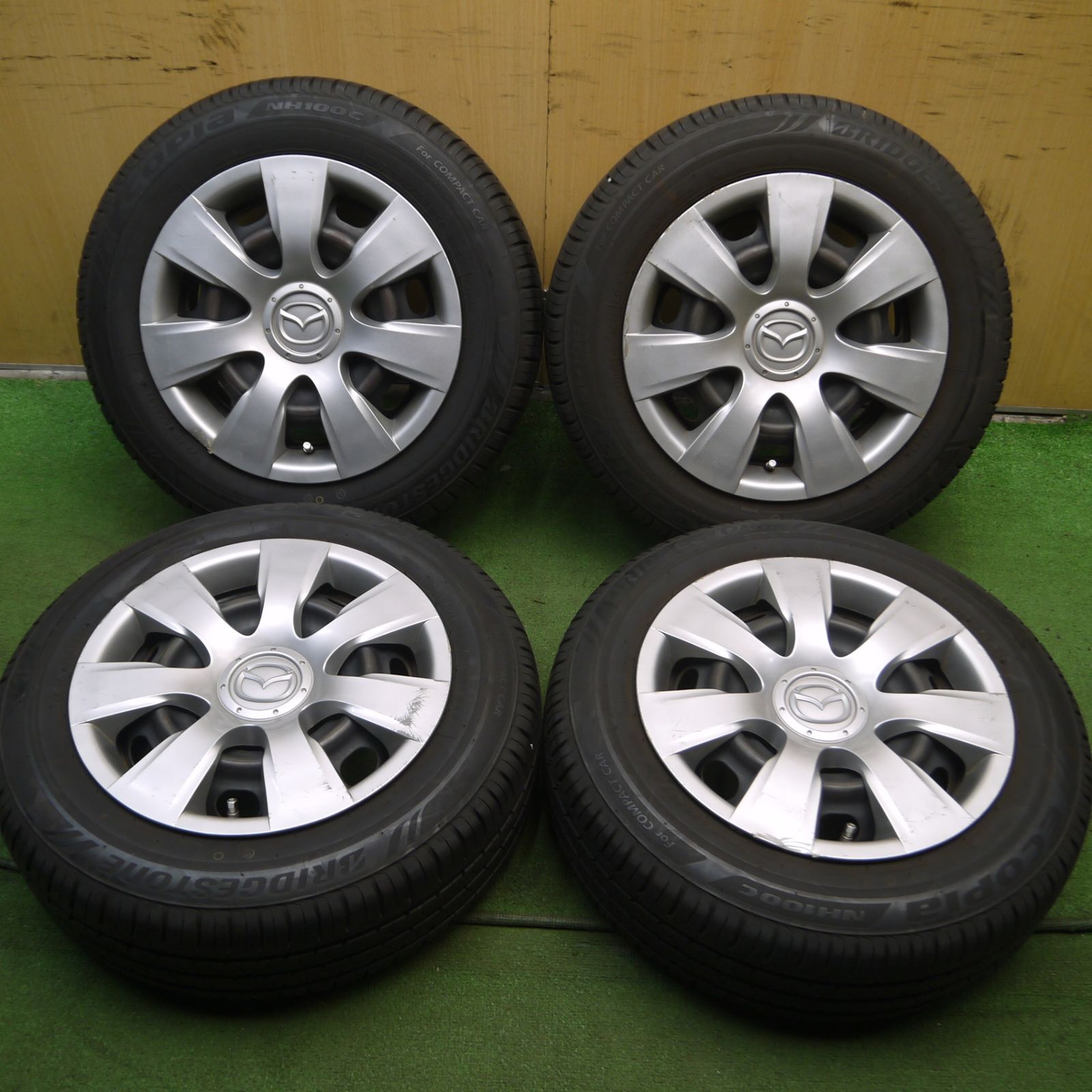*送料無料* バリ溝！9.5分マツダ デミオ 純正 スチール 175/65R14 ブリヂストン エコピア NH100C 14インチ PCD100/4H4040519Hノ