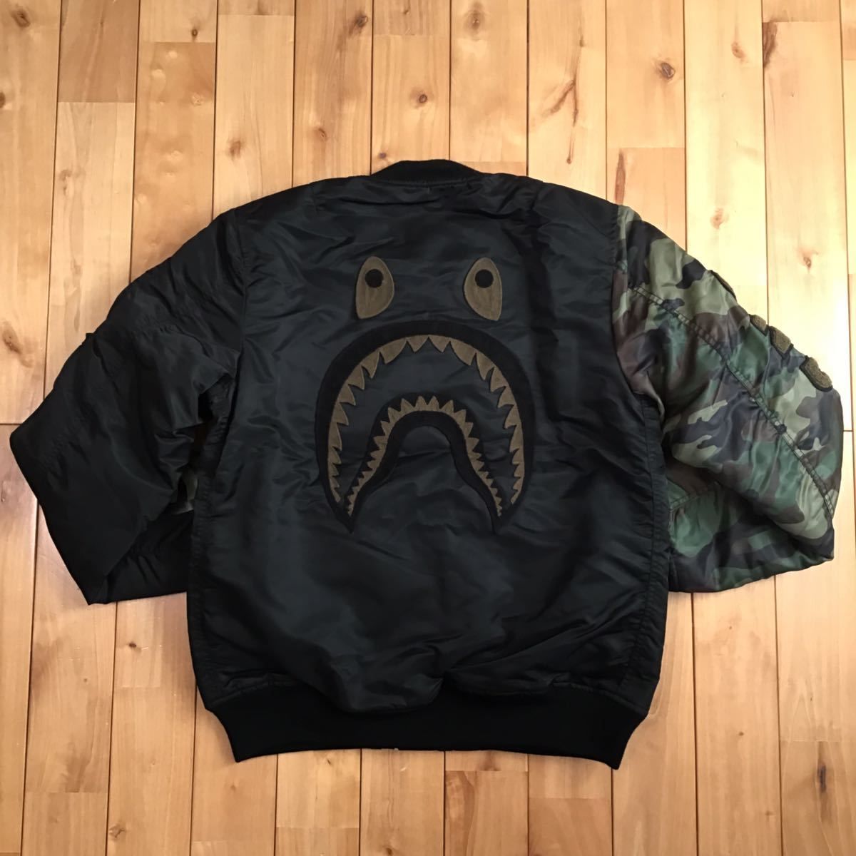 新品 undefeated BAPE シャーク MA-1 shark ベイプ - メルカリ