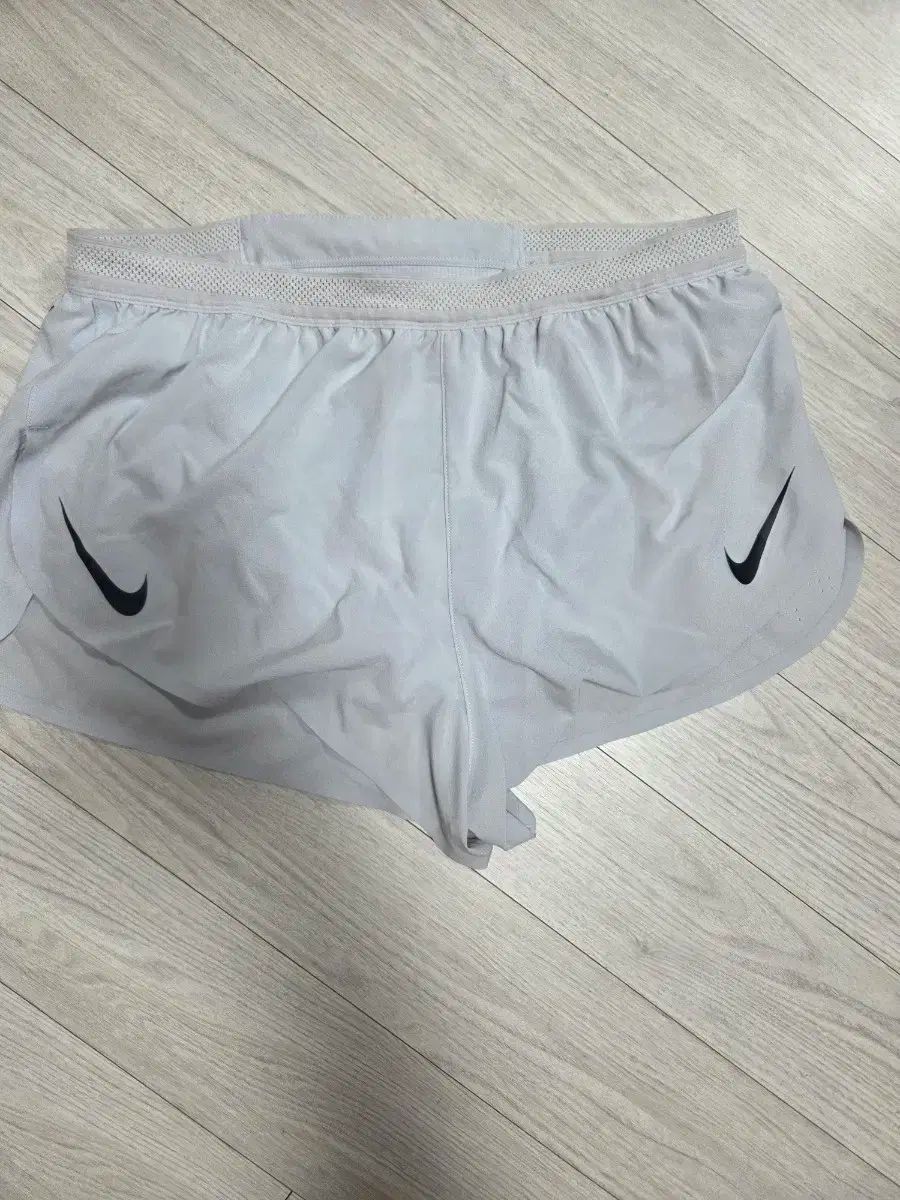 Nike ナイキ エアロスイフト 2 インチショーツ