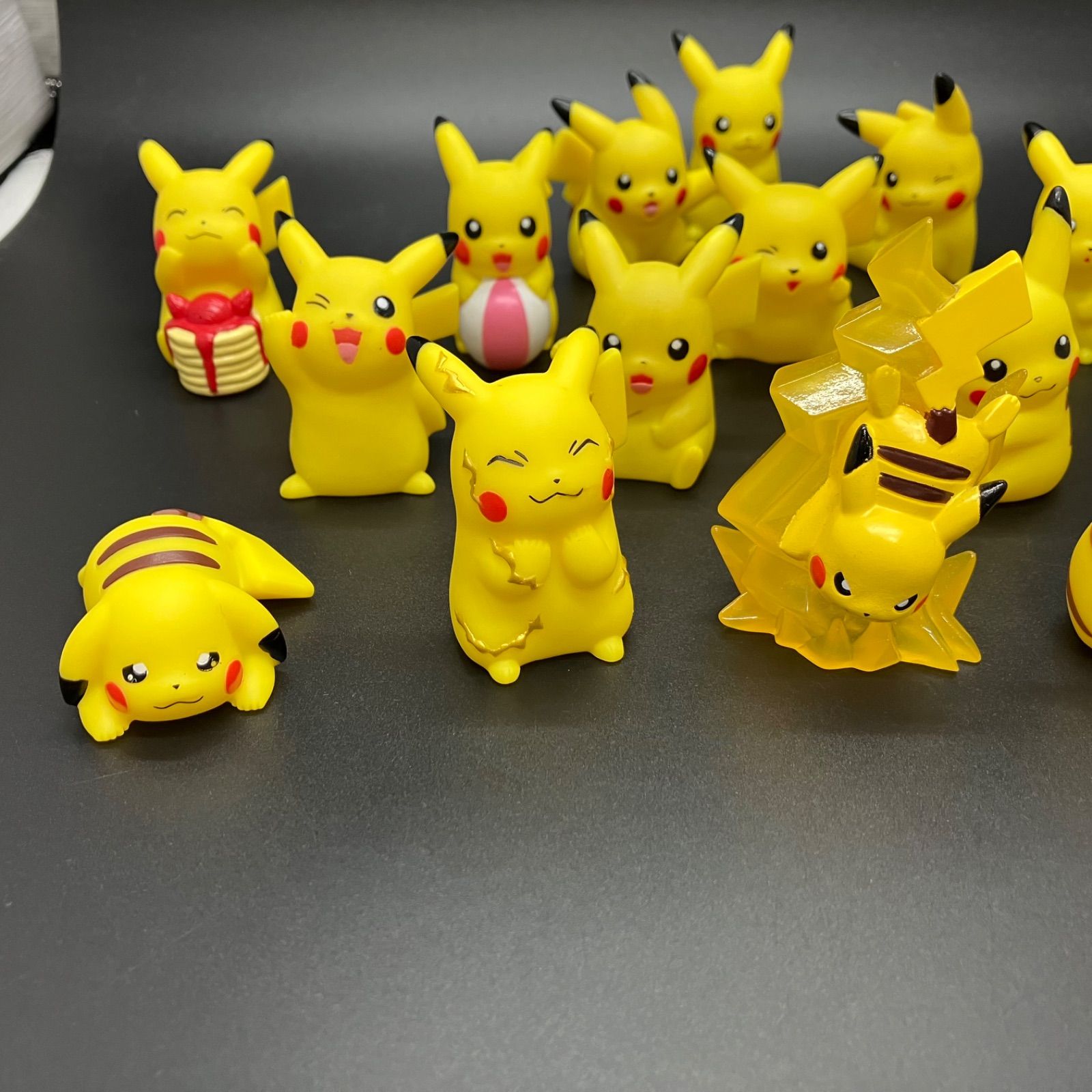 ポケモン 指人形　まとめ売り　セット売り　当時物　ピカチュウ　pokemon Yahoo!オークション -「ポケモン 指人形 まとめ」の落札相場