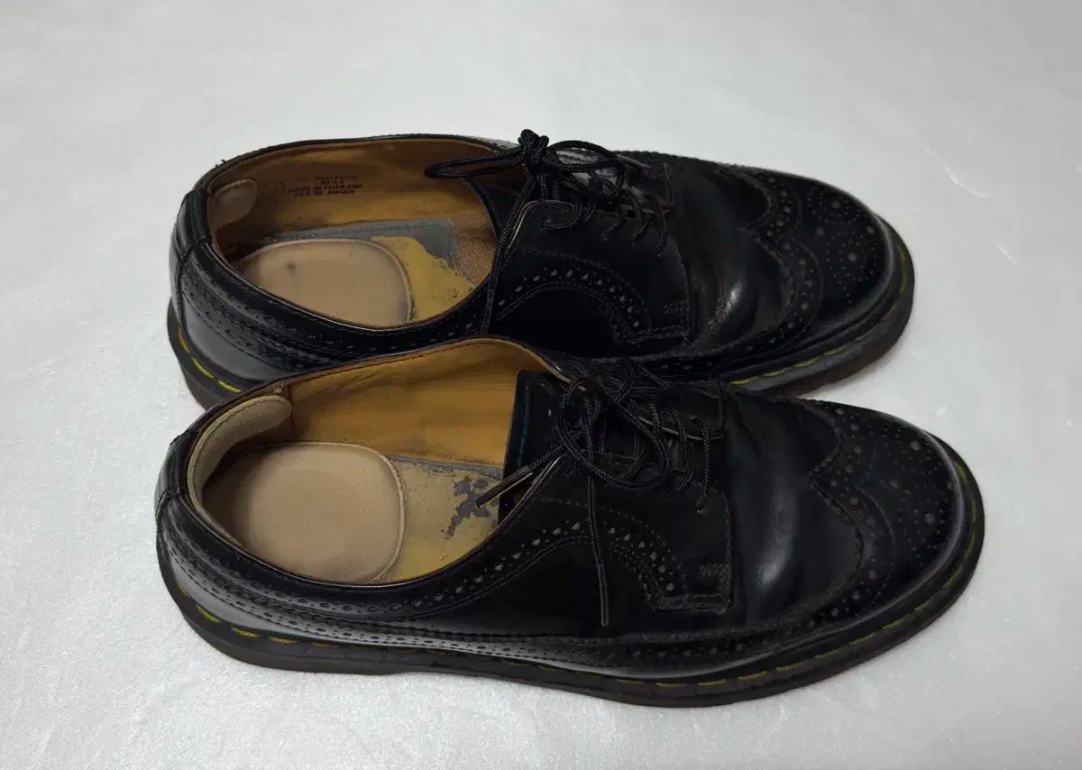 DR. MARTENS ドクターマーチン 光沢ウィングチップ クラシック シューズ uk9 280size