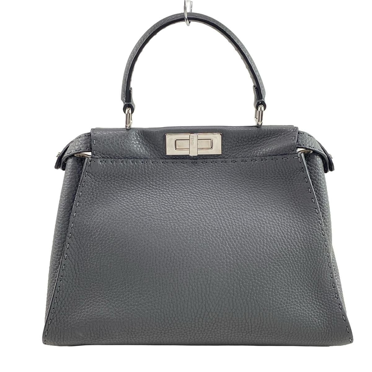 FENDI フェンディ ピーカブー ハンドバッグ ミディアム FENDI(フェンディ) ハンドバッグ美品 ピーカブーアイコニック
