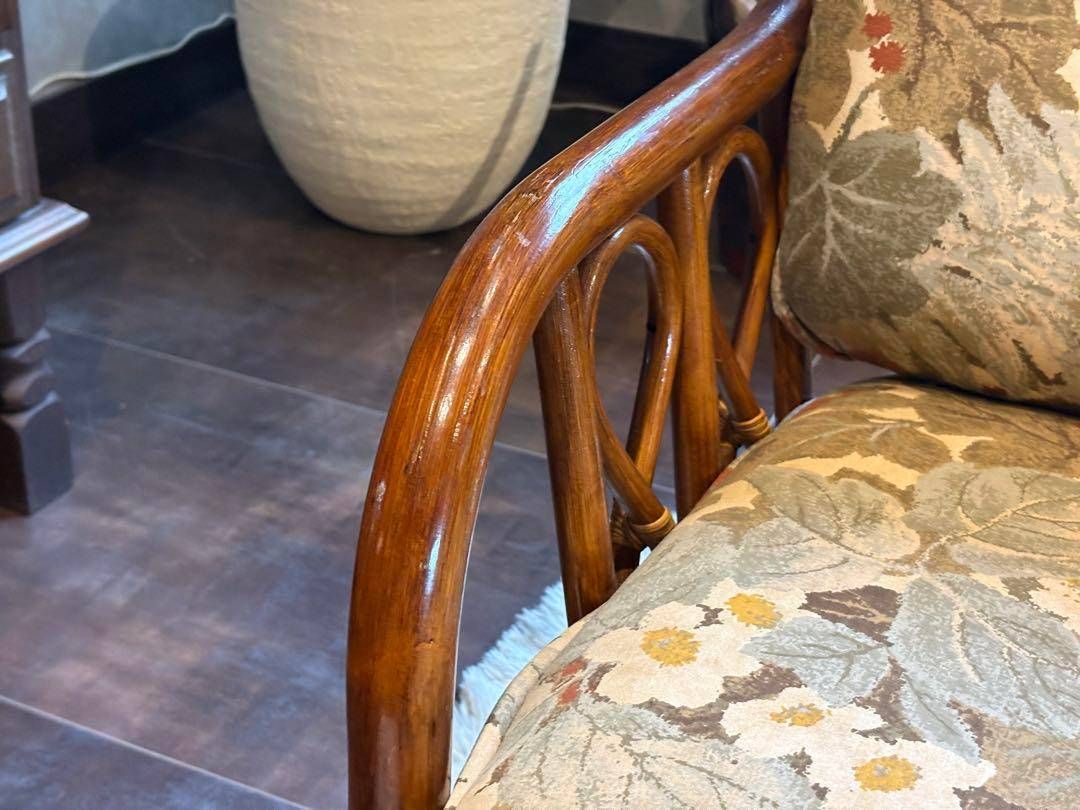 台湾製　ラタン　ヴィンテージ　籐　アームチェア　肘付き椅子　2脚セット SZ 台湾製 ラタン ヴィンテージ 籐 アームチェア 肘付き椅子 2脚