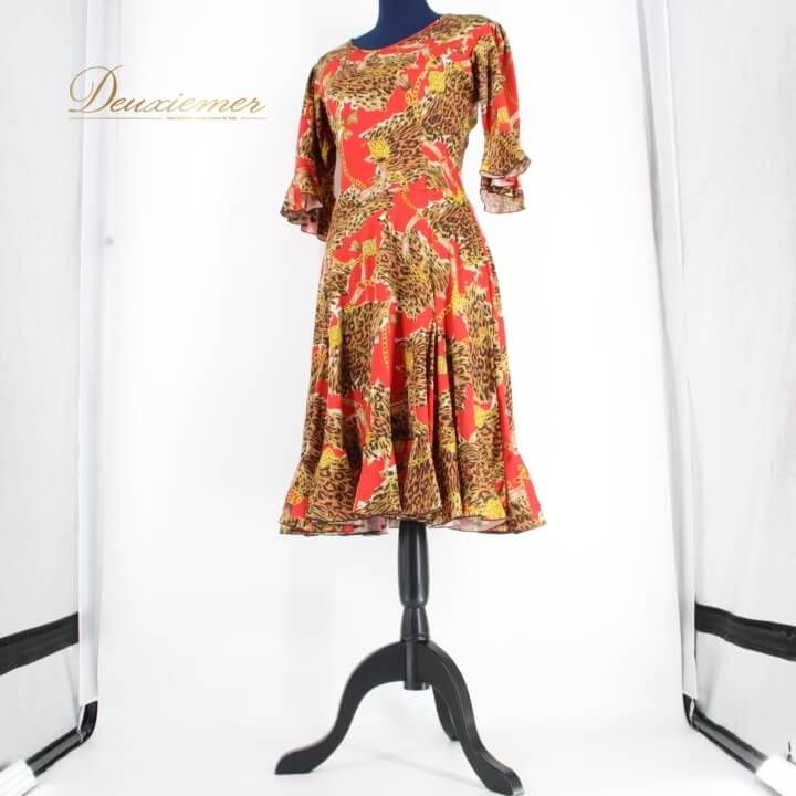 ステージ 目立つ