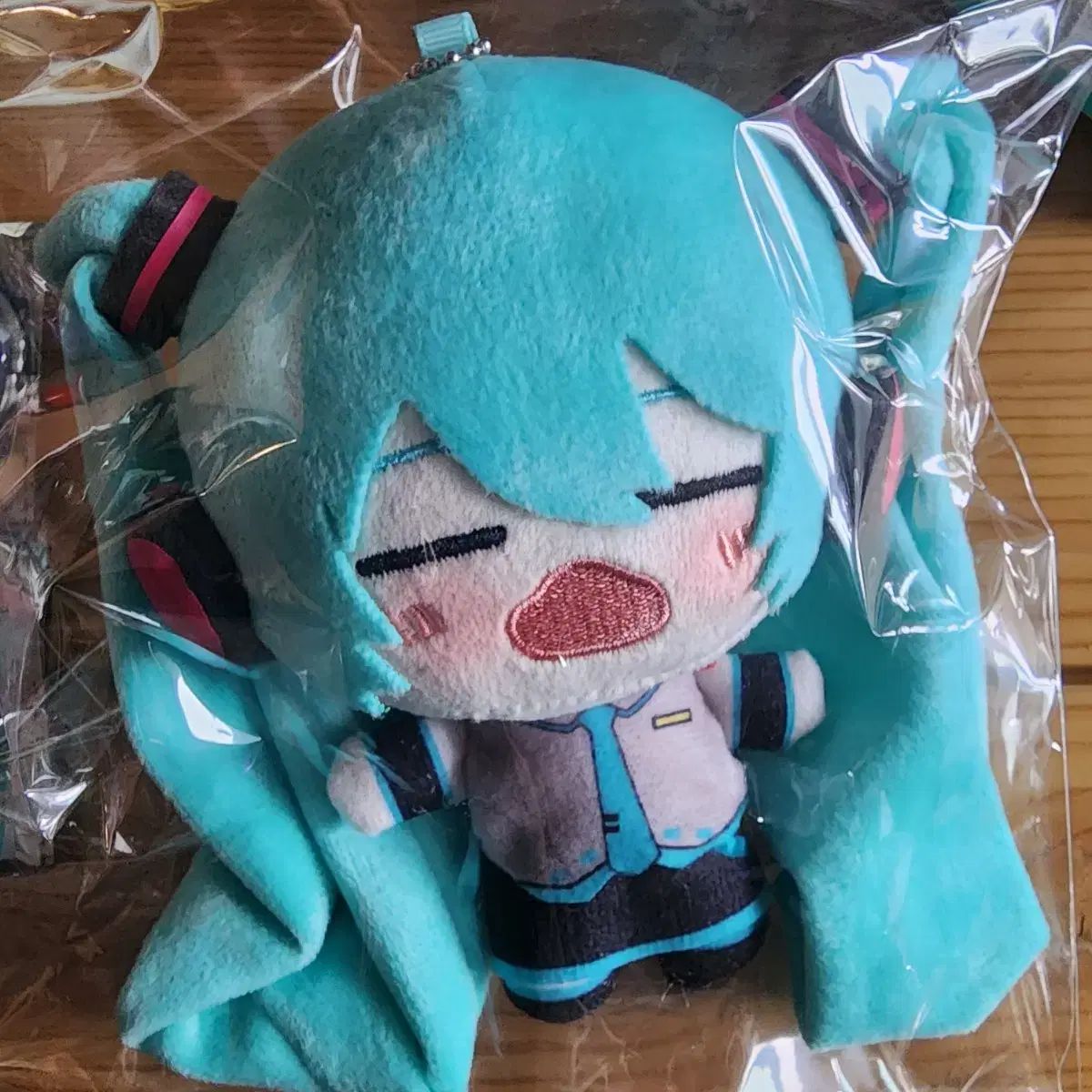 初音 ミク 感謝祭 抱きしめて 人形 ぬいぐるみ ぬい ぬい 未開封