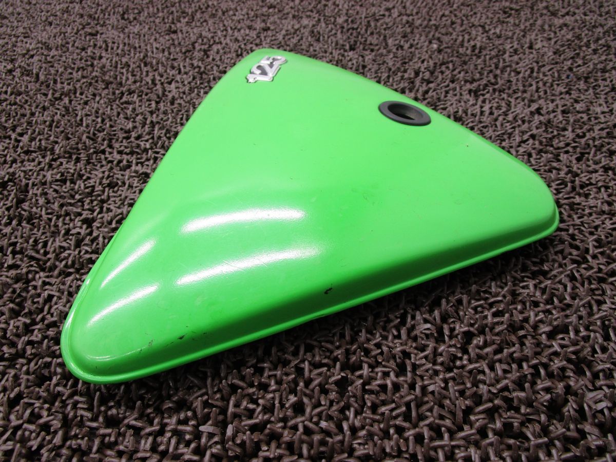 KE125 サイドカバー △A6144 K1 カワサキ K1E キャブ車