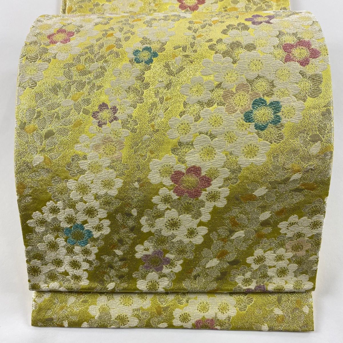 袋帯 秀品 桜 桜の花びら 銀糸 箔 黄色 六通 正絹