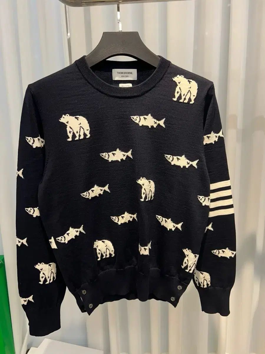 ほぼ新品 4 サイズ Thom Browne(トム・ブラウン) 斜線 ベア