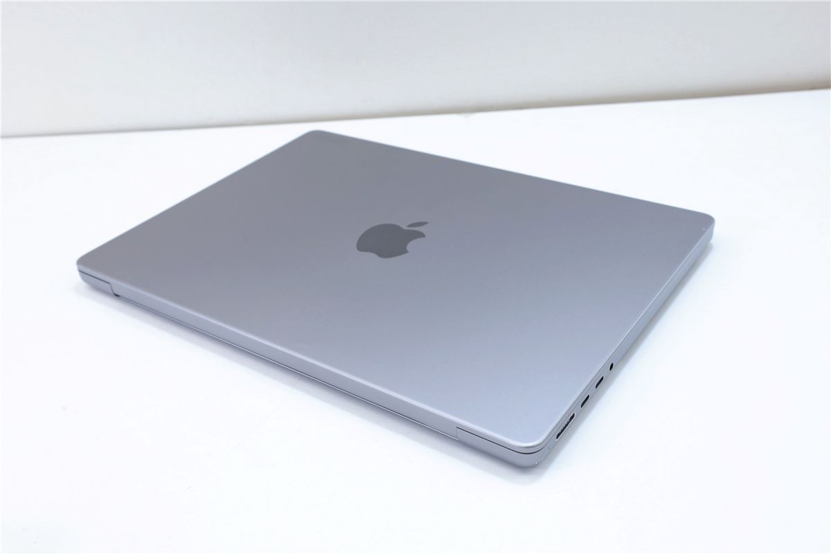 16コアメモリ32 GB