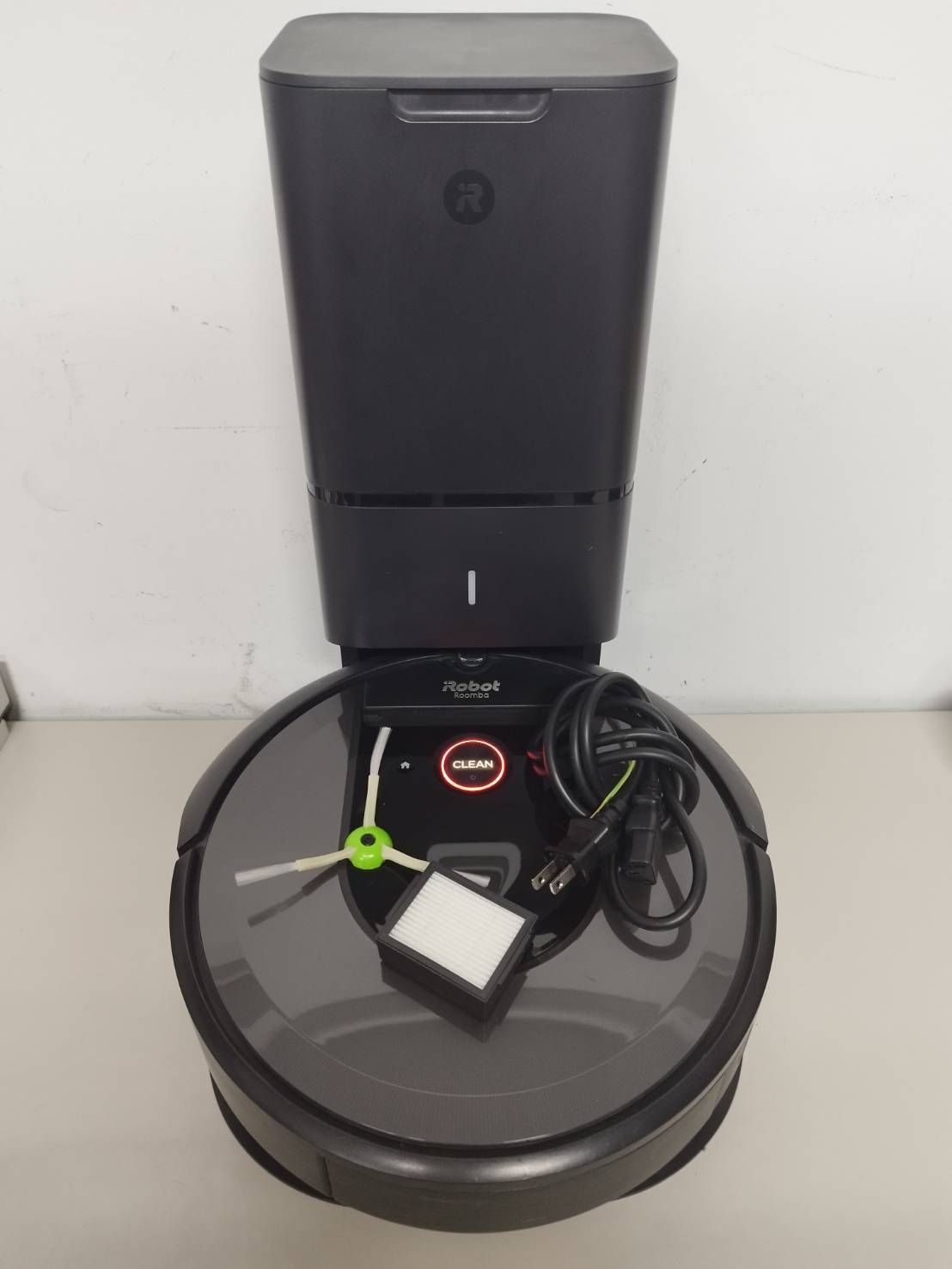 中古【roomba i7+】ルンバi7+動作確認済み