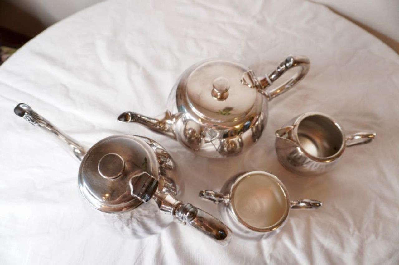 イギリス製 シルバープレート ティー&コーヒー4点セット Walker&hall イギリス製 シルバープレート ティー&コーヒー4点セット Walker&hall