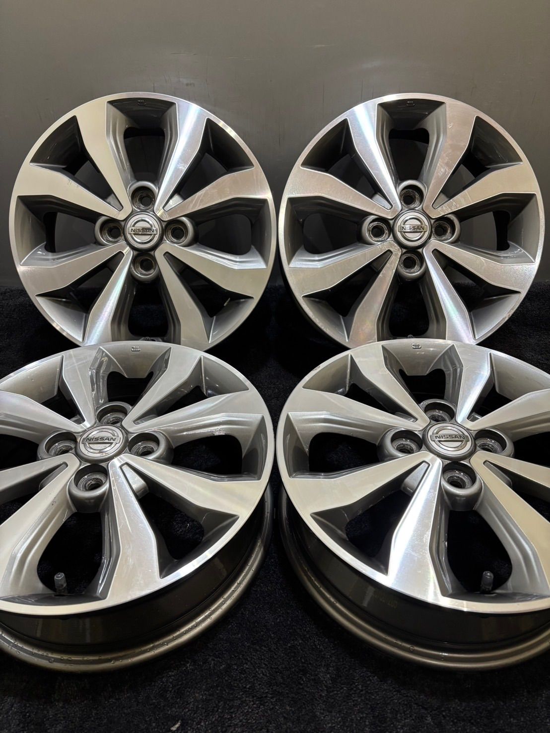 日産 デイズルークス タイヤホイールセット 165/60R15 日産 デイズルークス タイヤホイールセット 165⁄60R15