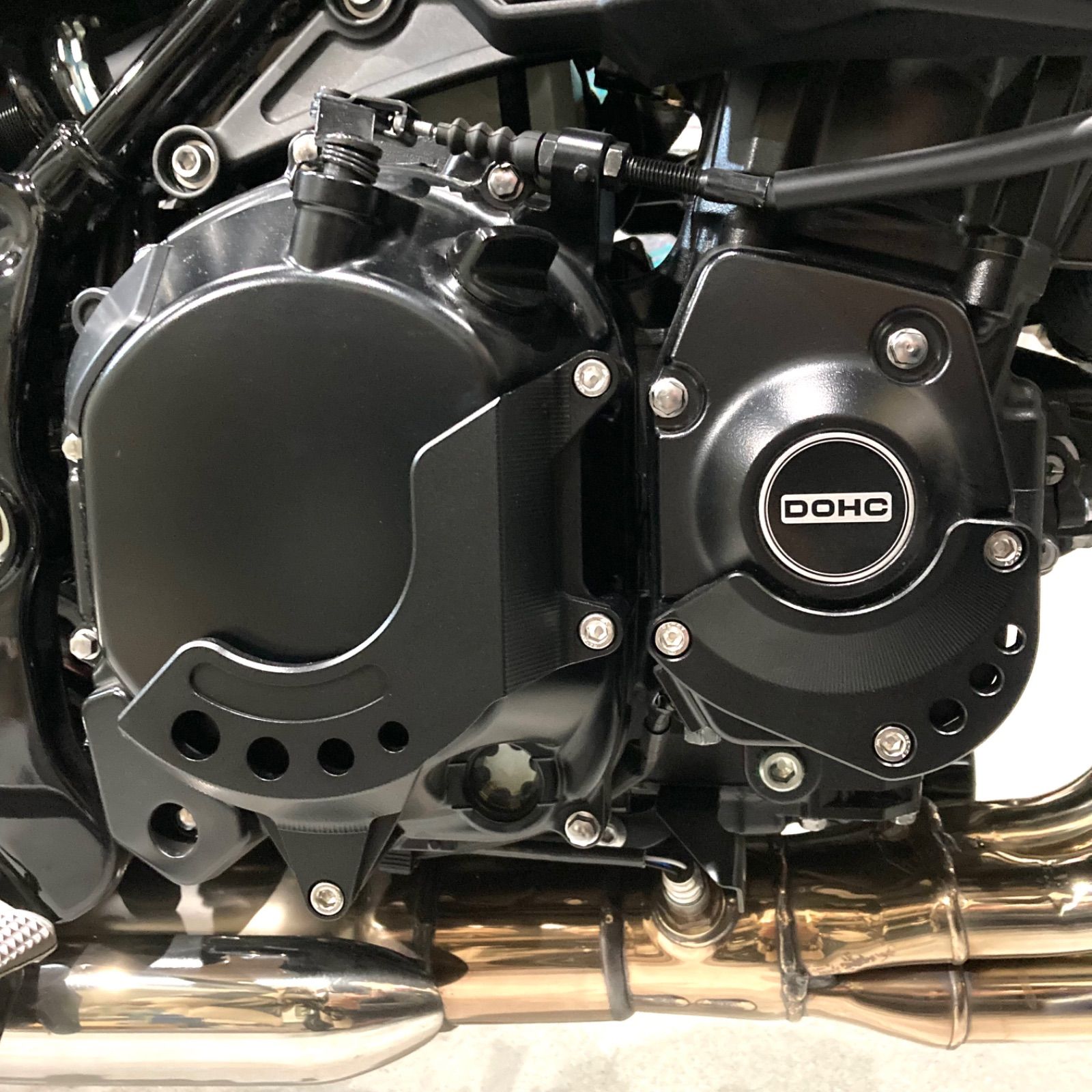 格安即決 Z900rs エンジンカバー エンジンガード ブラック 3点セット