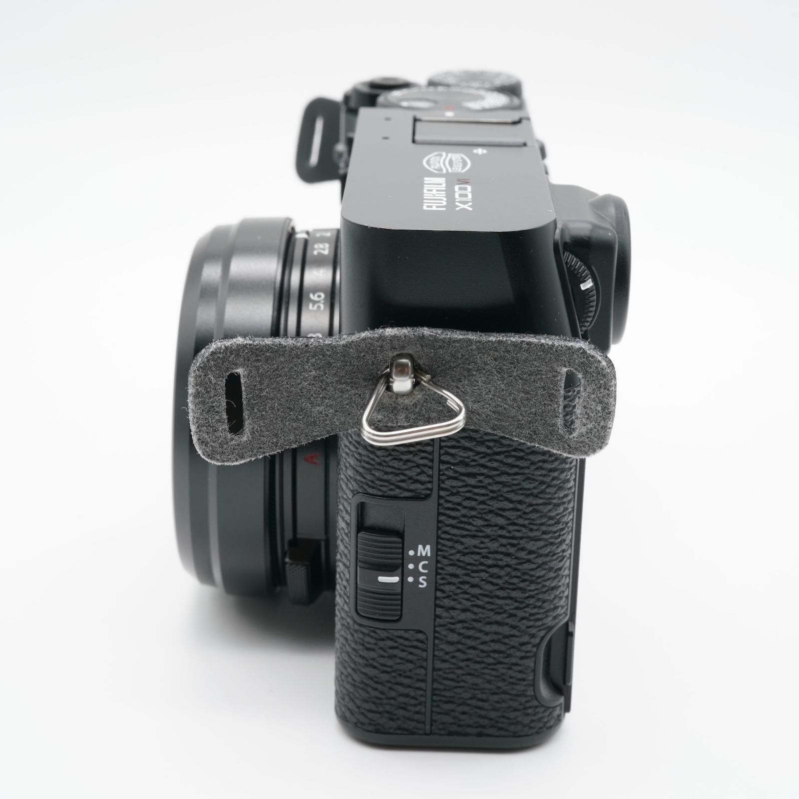 ほぼ新品 フジフイルム FUJIFILM X100VI ブラック 多言語モデル