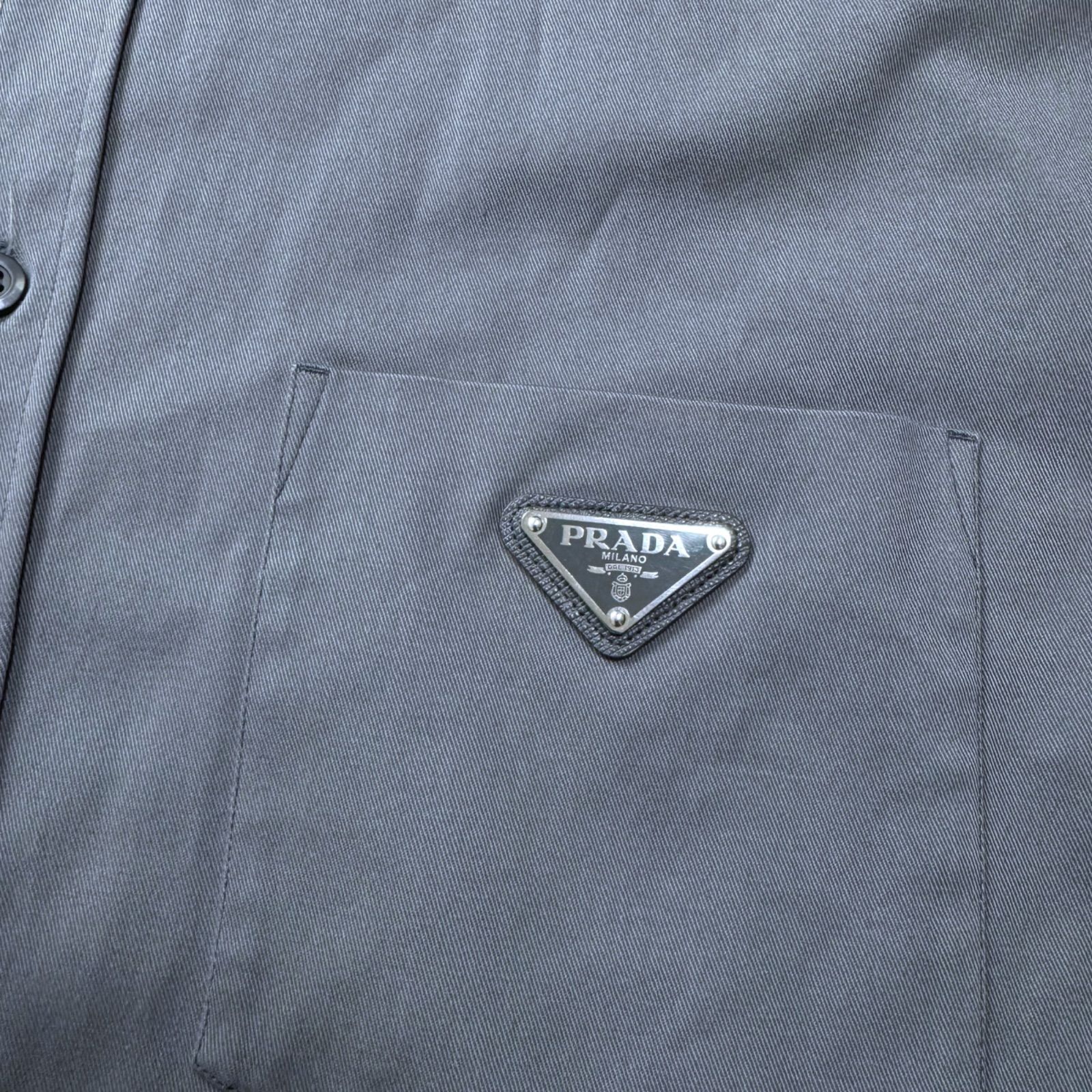 PRADA】22SS TRIANGLE LOGO PLATE L/S SHIRT プラダ 三角ロゴ プレート