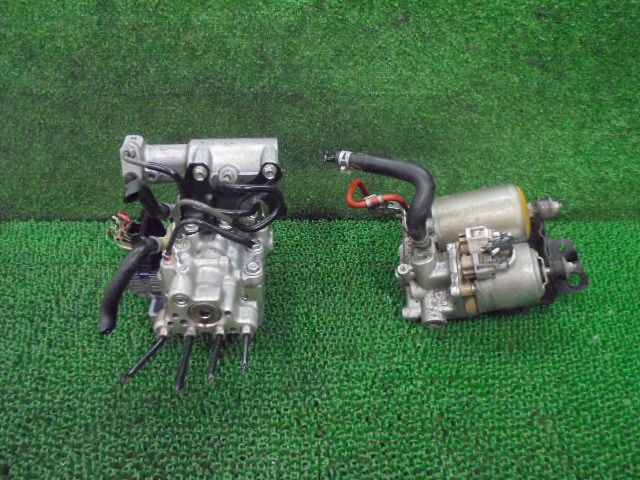 4FQ6123 BHV6 トヨタ アクア NHP10 前期型 L ABSアクチュエーター＋ブレーキブースターセット 47270-47030 FFCRYSTALESIA_COM