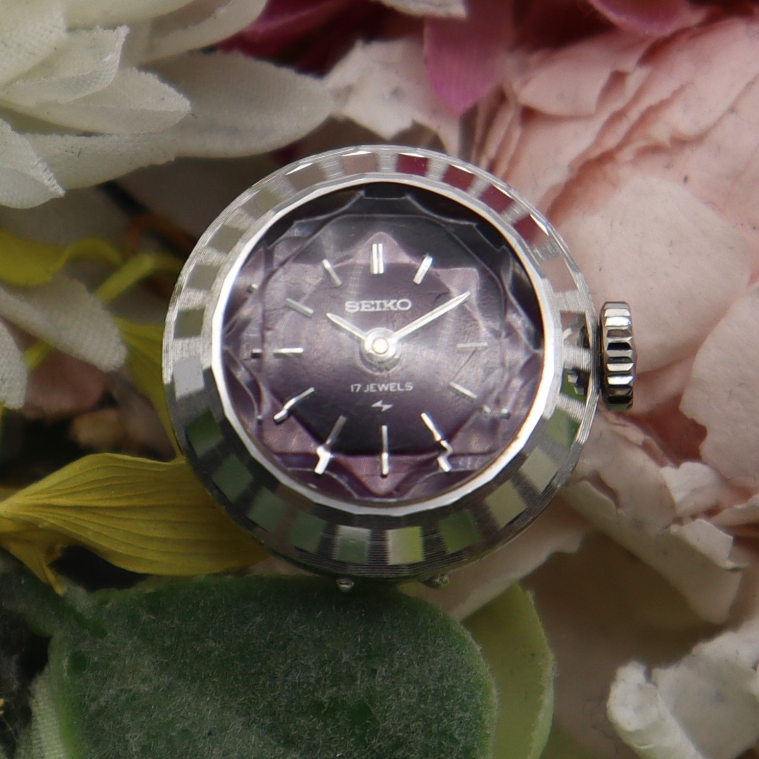 稼働品 SEIKO リングウォッチ 11-0290 17石 SEIKO セイコー リングウォッチ 11-0290 手巻 17石 カットガラス