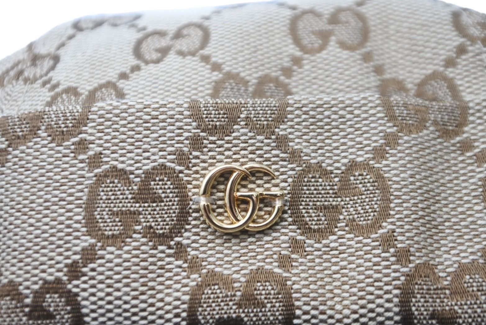 極美品 GUCCI グッチ GG ジャガード ロール キャップ 726745