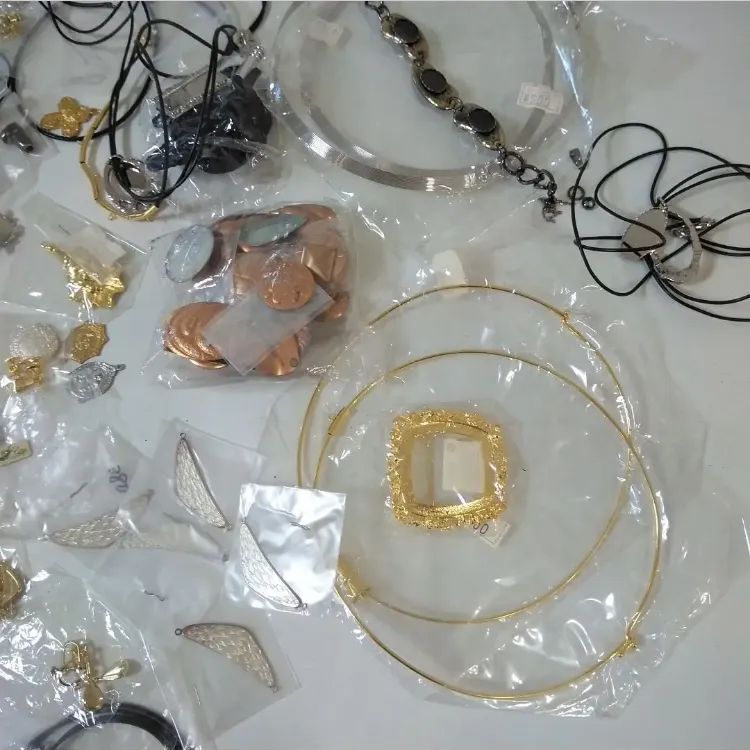 K040  七宝焼き アクセサリー 素材  大量まとめ売り K040 七宝焼き アクセサリー 素材 大量まとめ売り k-kujyaku_shp440z