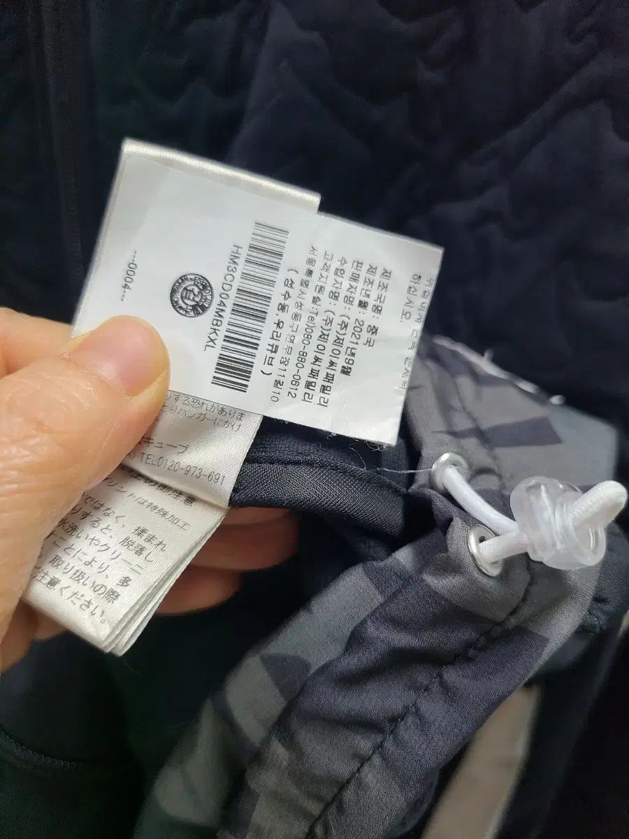 フード付きジップアップ xl