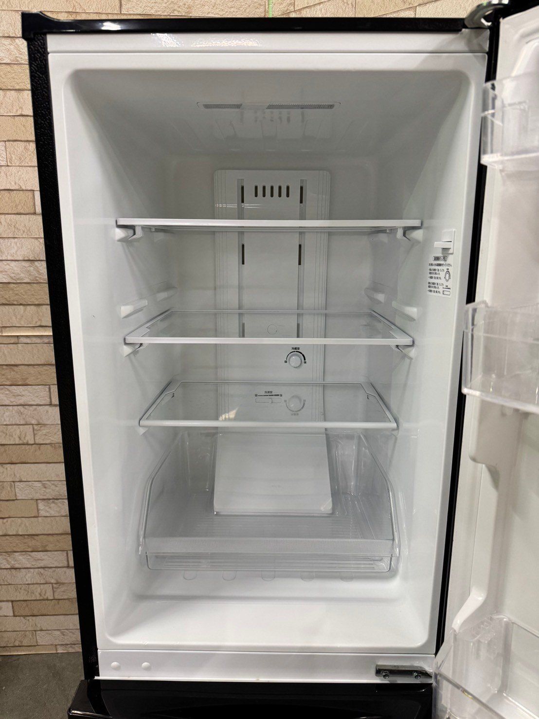 東芝 153L 2ドア冷蔵庫 2018年〜2019年製 ホワイト 単身用 一人暮らし 【型番掲載商品】| 家具・家電のサブスクレンタル COSMO  SubscRental