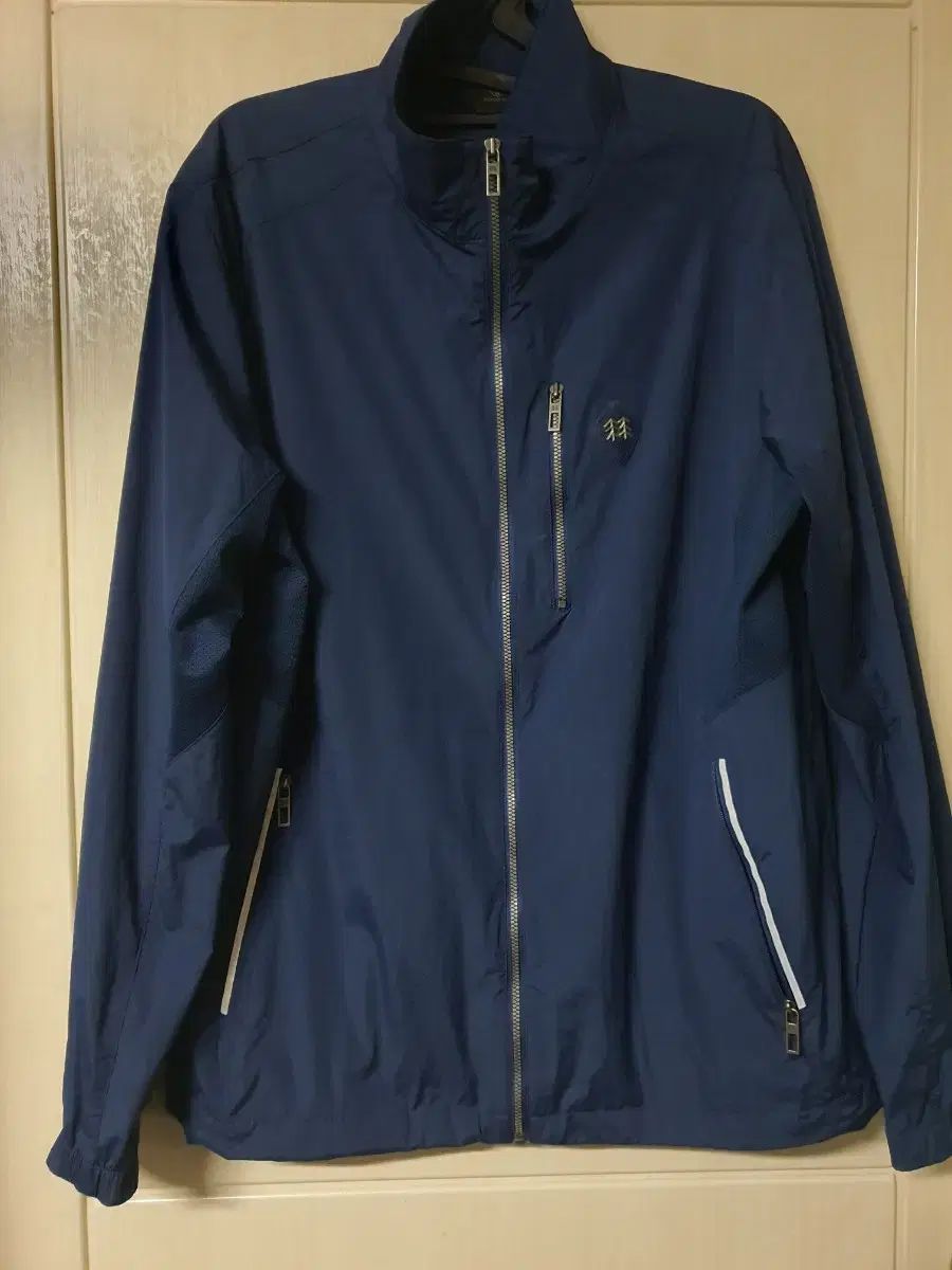 Kolon Sport コーロンスポーツ ネイビー ウィンドブレーカー 95