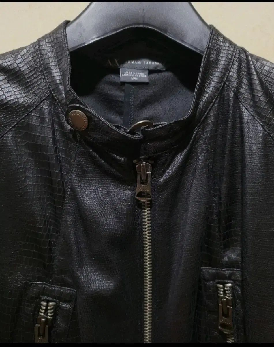 アルマーニ ARMANI