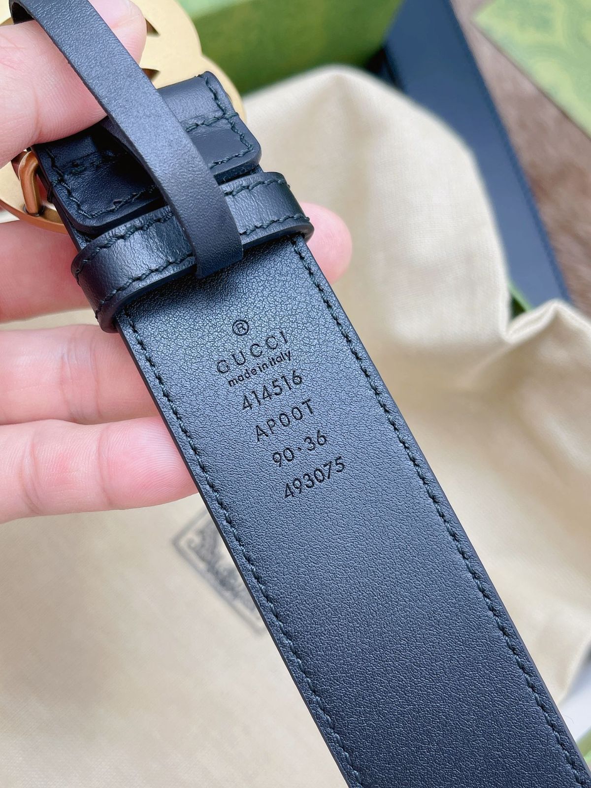 ✨美品✨☘️GUCCI☘️✨レザーベルト✨金具Gロゴ✨本革✨65・26✨ GUCCI GG Buckle Leather Belt Black 414516 Size 70/28