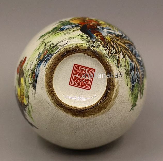 大清乾隆粉彩富貴大吉林檎樽瓶 景徳鎮 陶磁器 装飾品 現代工芸品