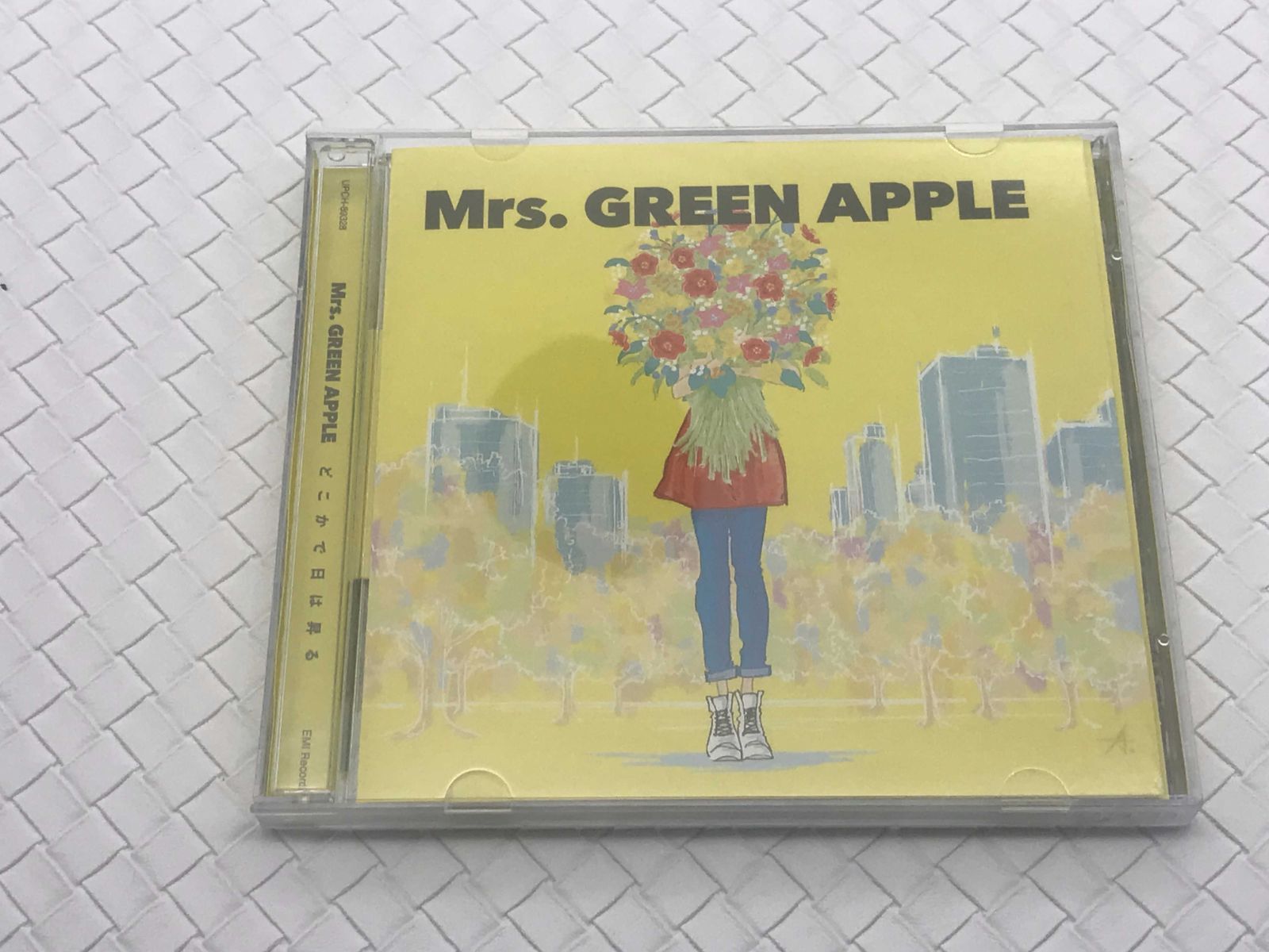 Mrs. GREEN APPLE どこかで日は昇る 初回限定盤 - メルカリ