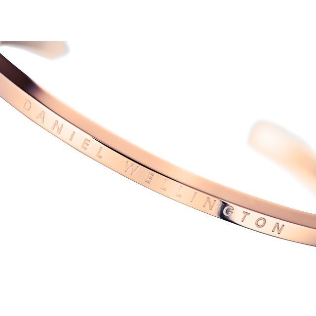Daniel Wellington Classic Cuff バングル L DW00400002 Amazon | [Daniel Wellington]ダニエルウェリントン バングル