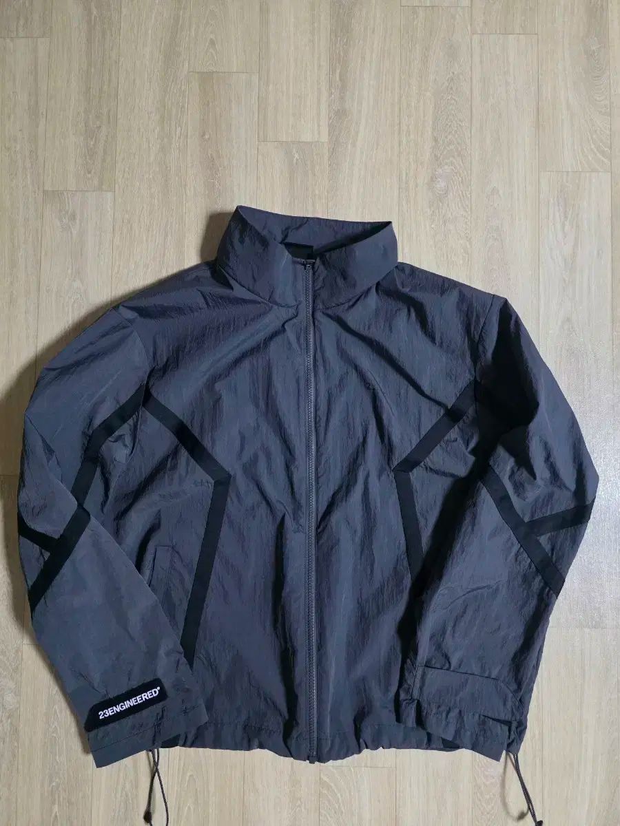 NIKE ナイキ ジョーダン ウィンドブレーカー ほぼ