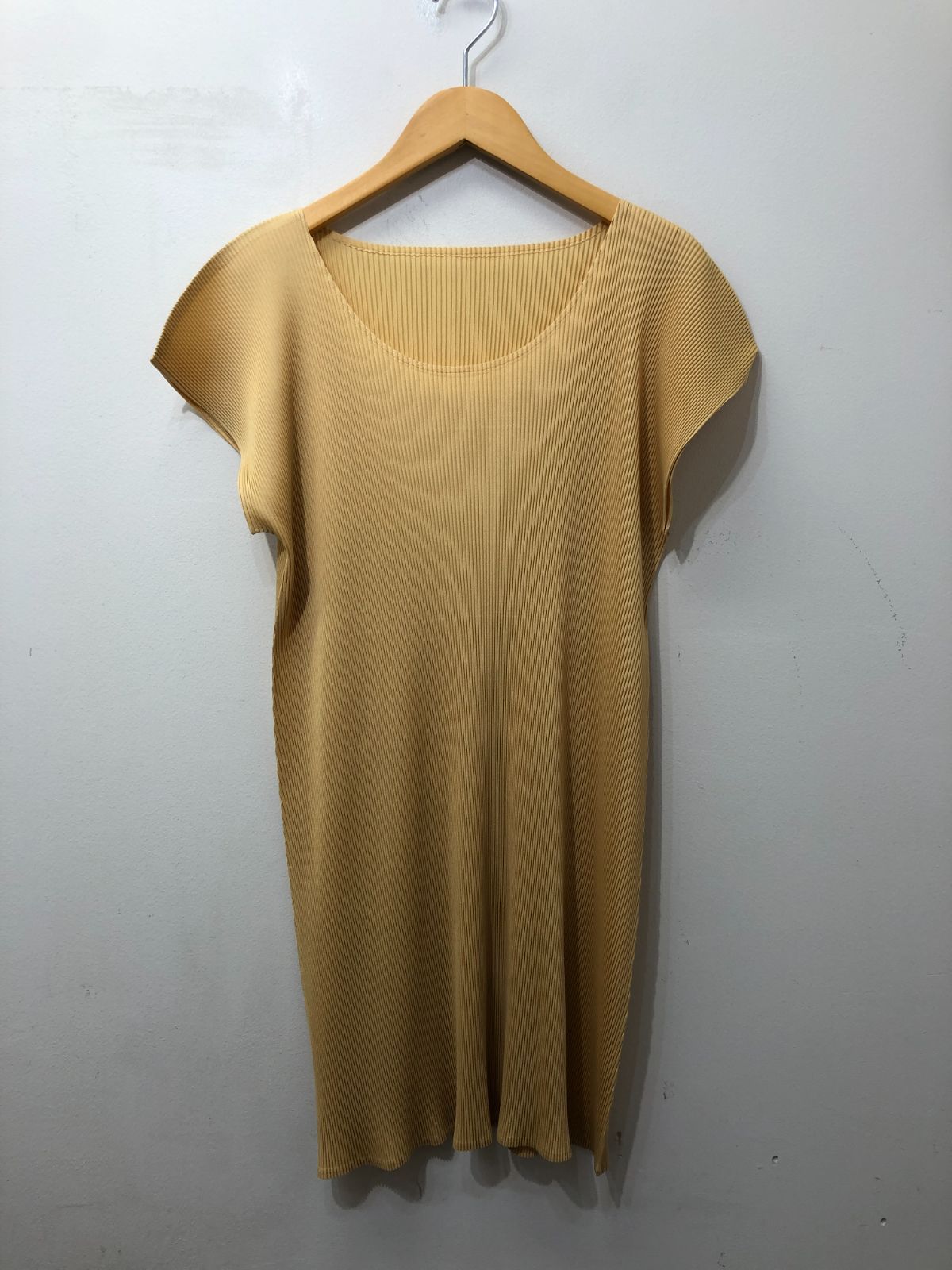 541 PLEATS PLEASE プリーツプリーズ イッセイミヤケ チュニック丈カットソー ３ ベージュ