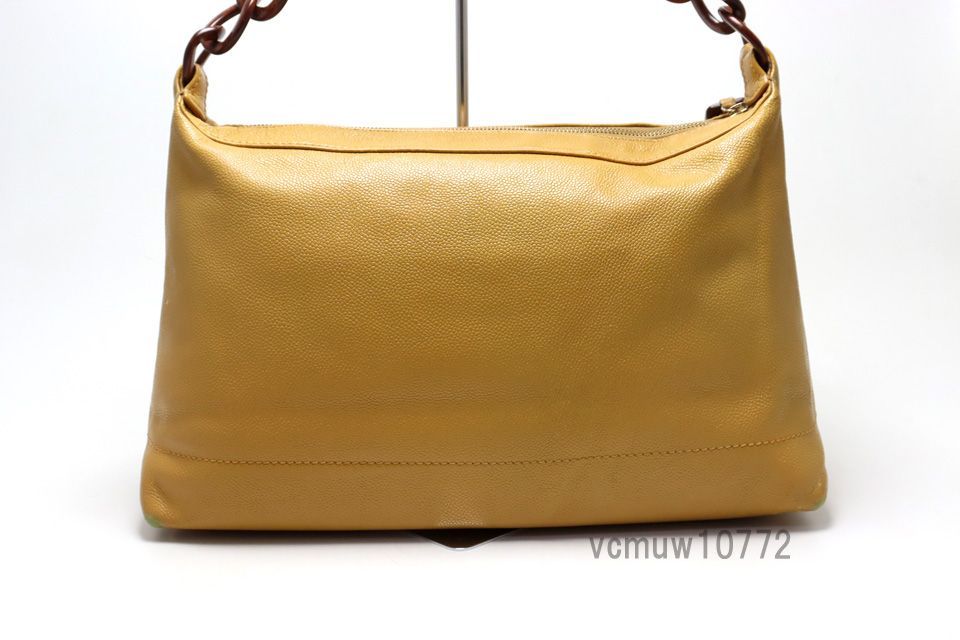 シャネル　中古　サビあり 楽天市場】シャネル 二つ折り財布 キャビアスキン レザー