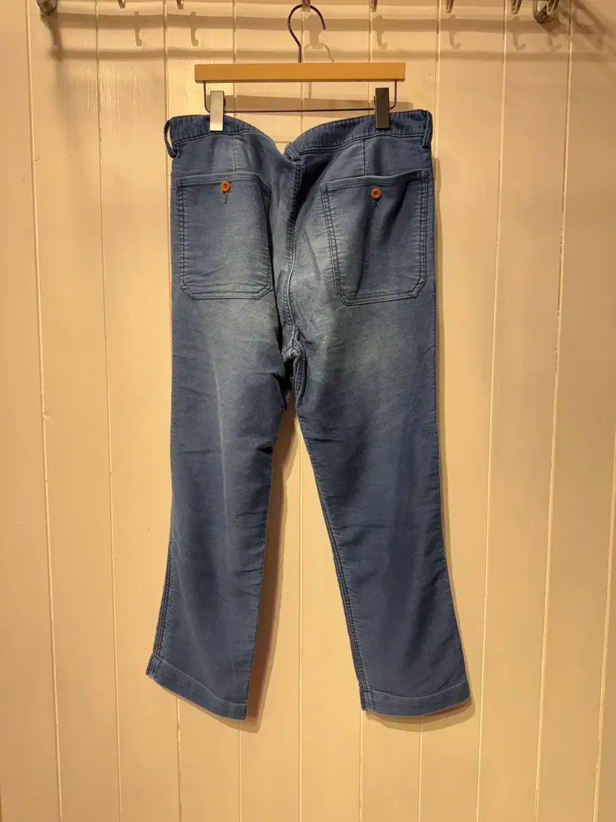ビズビム visvim