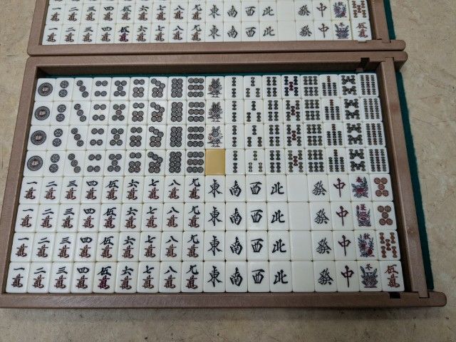 コスモ　雀酔　全自動麻雀用牌　2セット中古品 全自動麻雀卓中古牌（雀酔、コスモ） - メルカリ