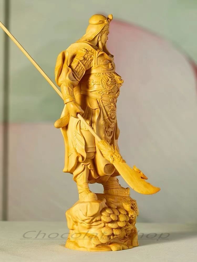 白檀彫刻提刀関羽様立像(整理番号:Q45) Amazon｜三国志 関羽像 関帝像 関公像 立像 高級天然ツゲ木彫り