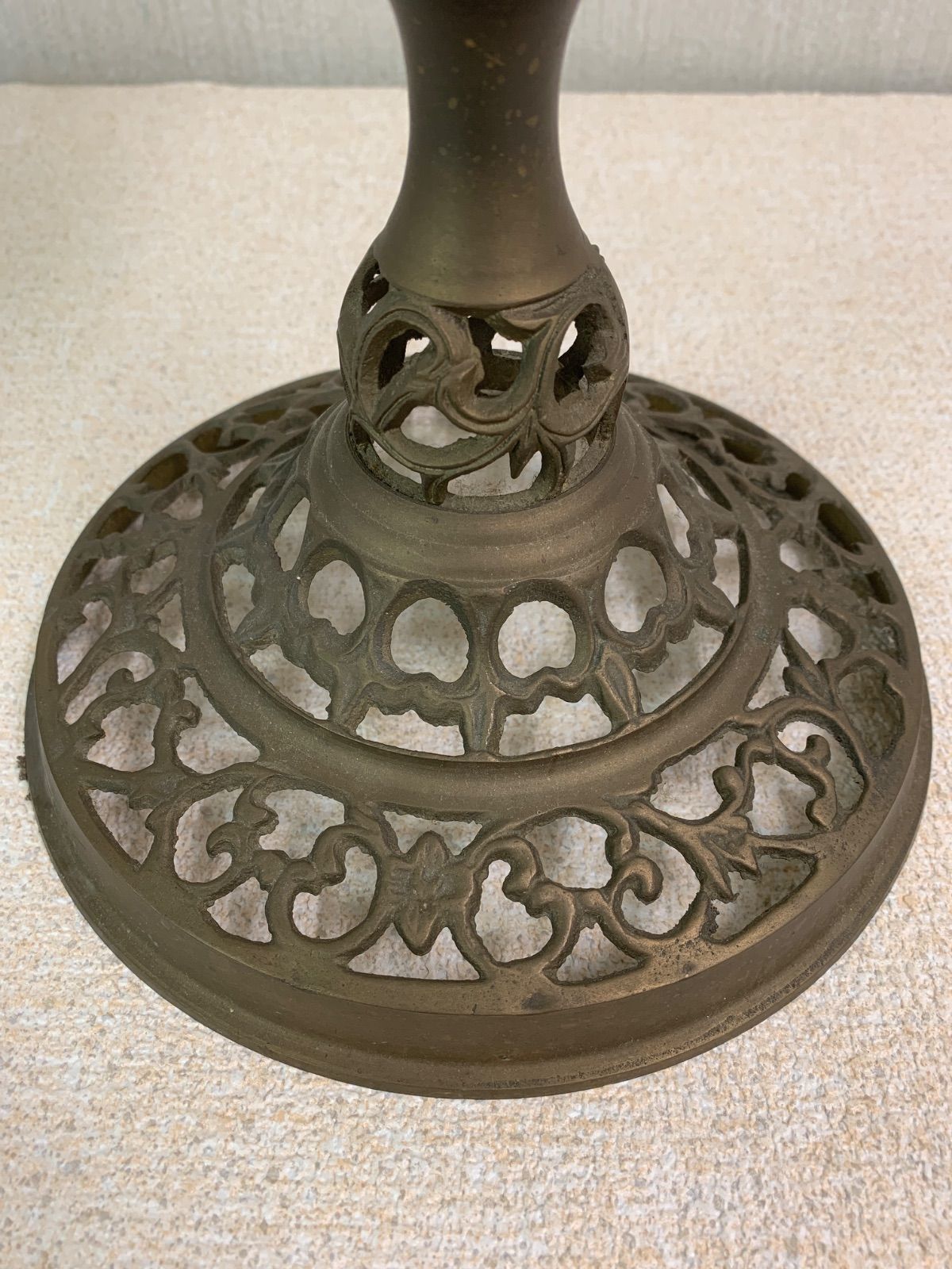 フォロー割対象商品】レトロ アンティーク 大理石円形テーブル サイド