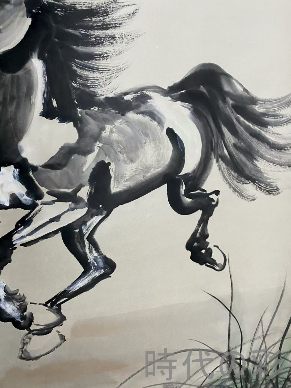 中国古美術 近代 徐悲鴻款 駿馬図 宣紙 四尺中堂画 肉筆 手描き 唐物 掛け軸 水墨画 水彩画 国画 絵画 古画 書道 名家書画 古玩 R0709181827 WWW_IBETON_RU