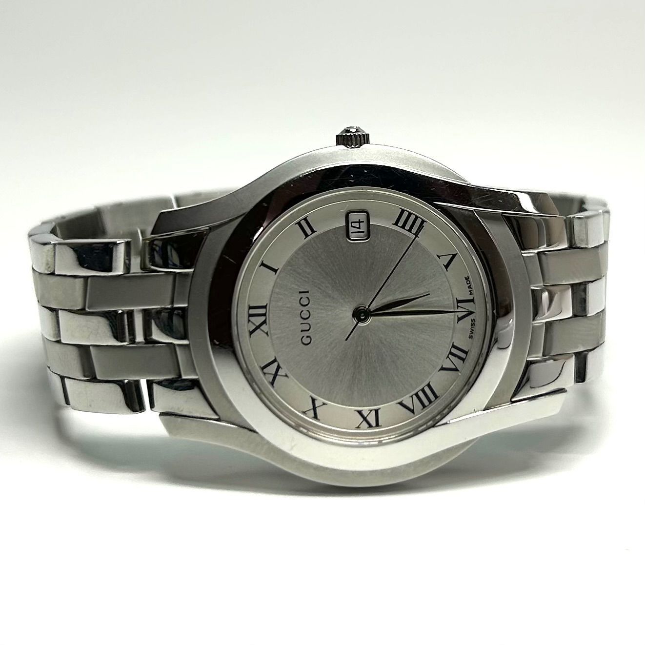 GUCCI グッチ シルバー ホワイト 文字盤 5500M 腕時計 クォーツ 稼動