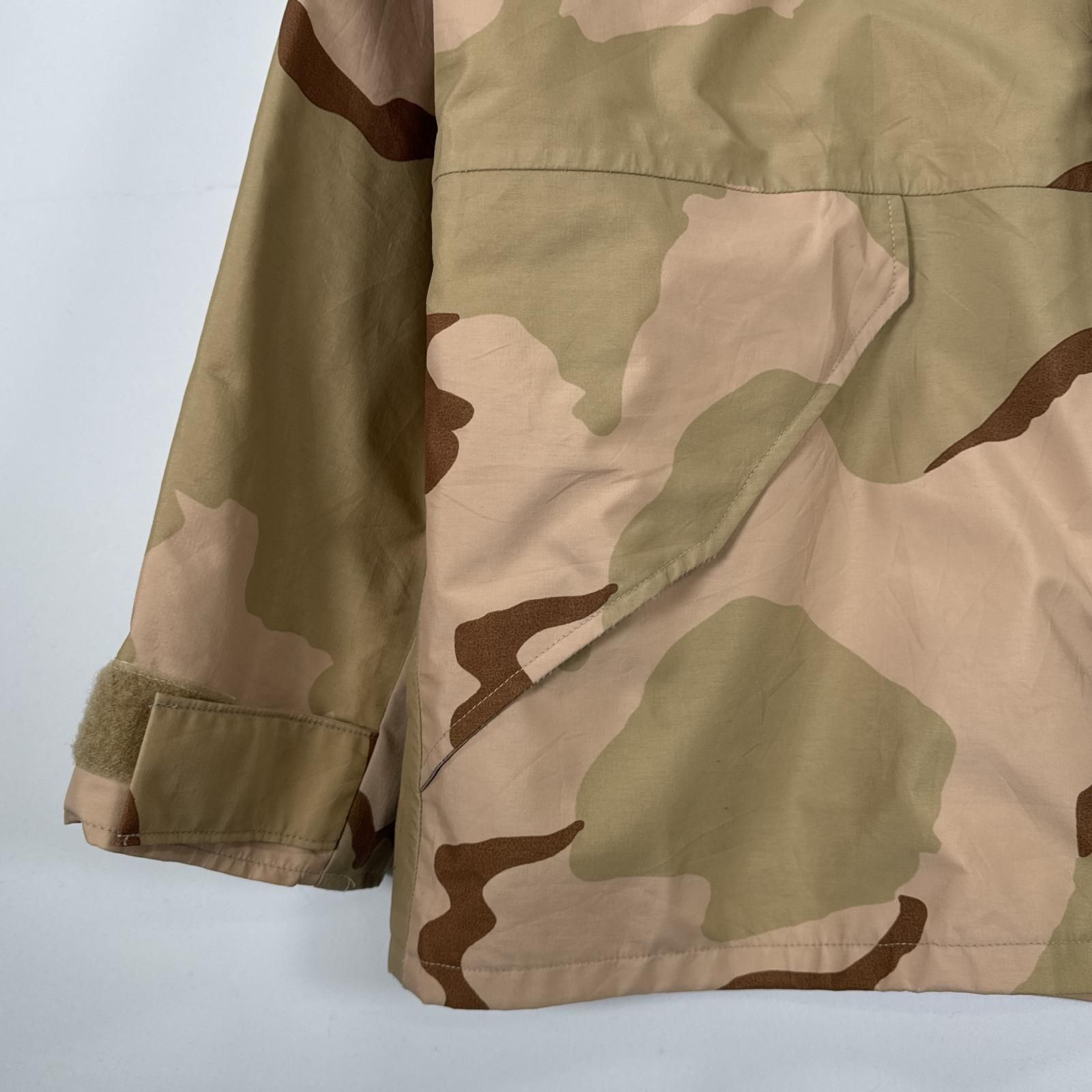 古着 ミリタリージャケット ECWCS GORE-TEX デザートカモ 米軍 