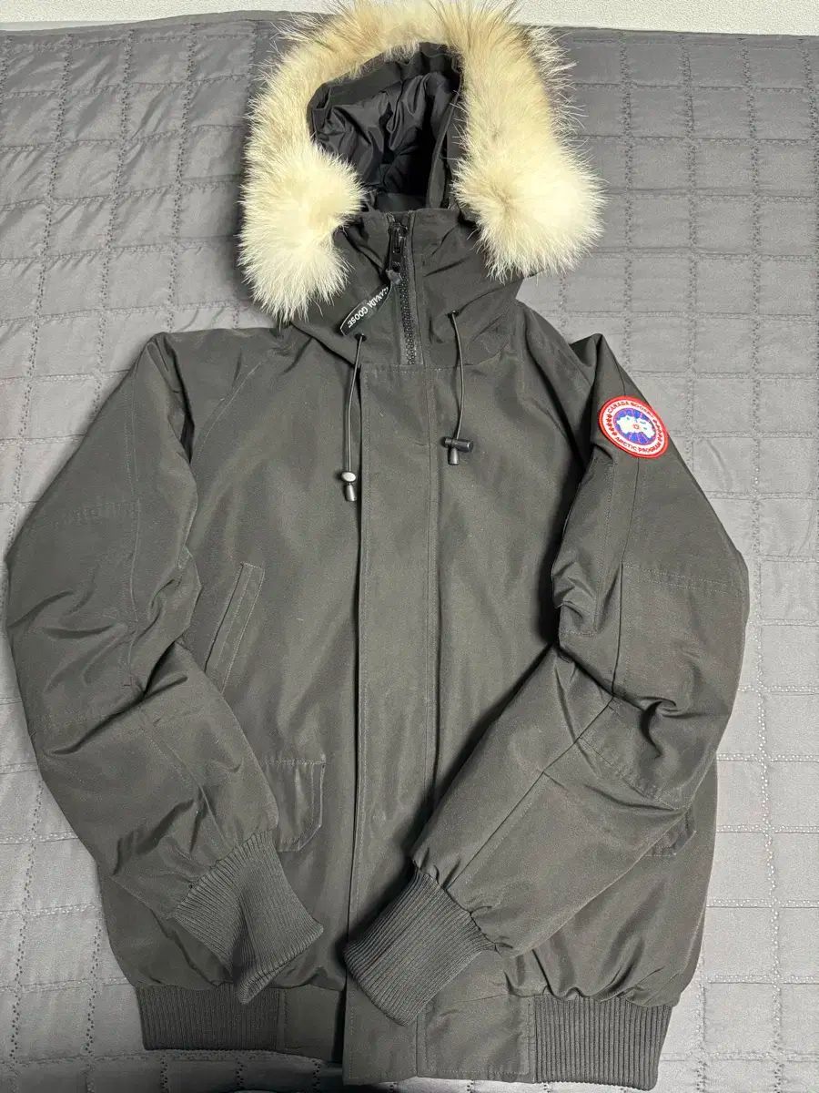 CANADA GOOSE(カナダグース) チリワック ボンバー （ M サイズ