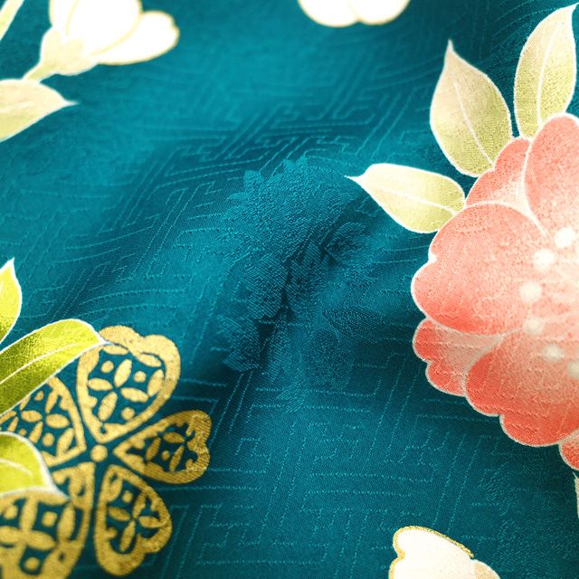 中古】 振袖 着物 金駒刺繍 ターコイズブルー 青緑 四季の花